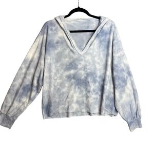 FP Movement Boxy Tie Dye Hoodie Size M Blue White Raw Hem V Neck